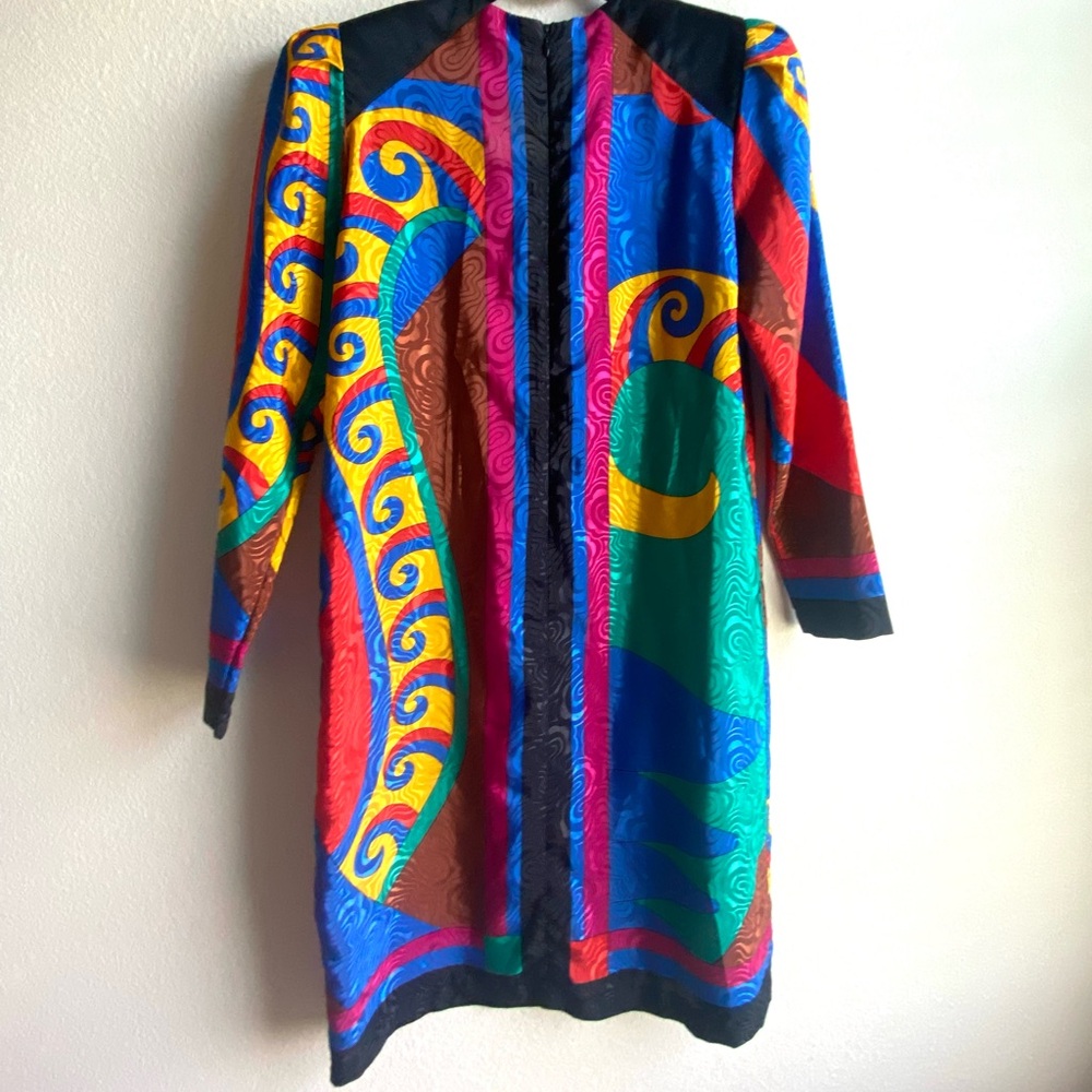 Colorful 80s TONI Abstract Patterned Dress - Picture 3 of 4